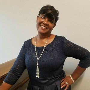 Meet your Posher, Priscilla